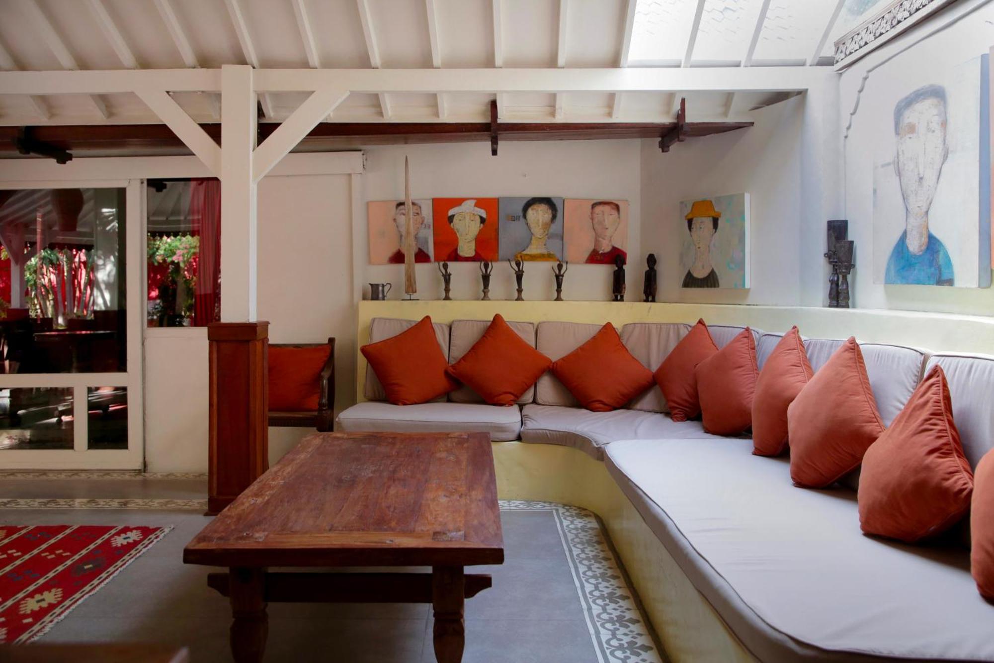 Villa Hangat Seminyak